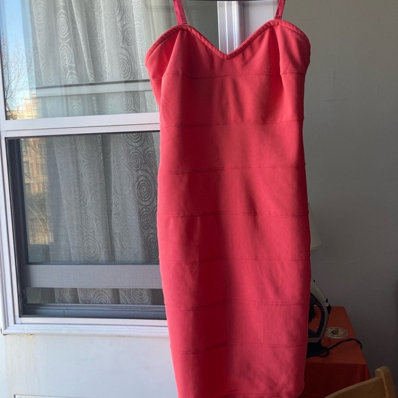 Coral stretch midi dress size M - Picture 2 of 5